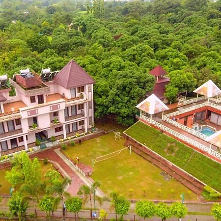 Pyramid Home Divine - A Wellness Resort 데라둔 외부 사진