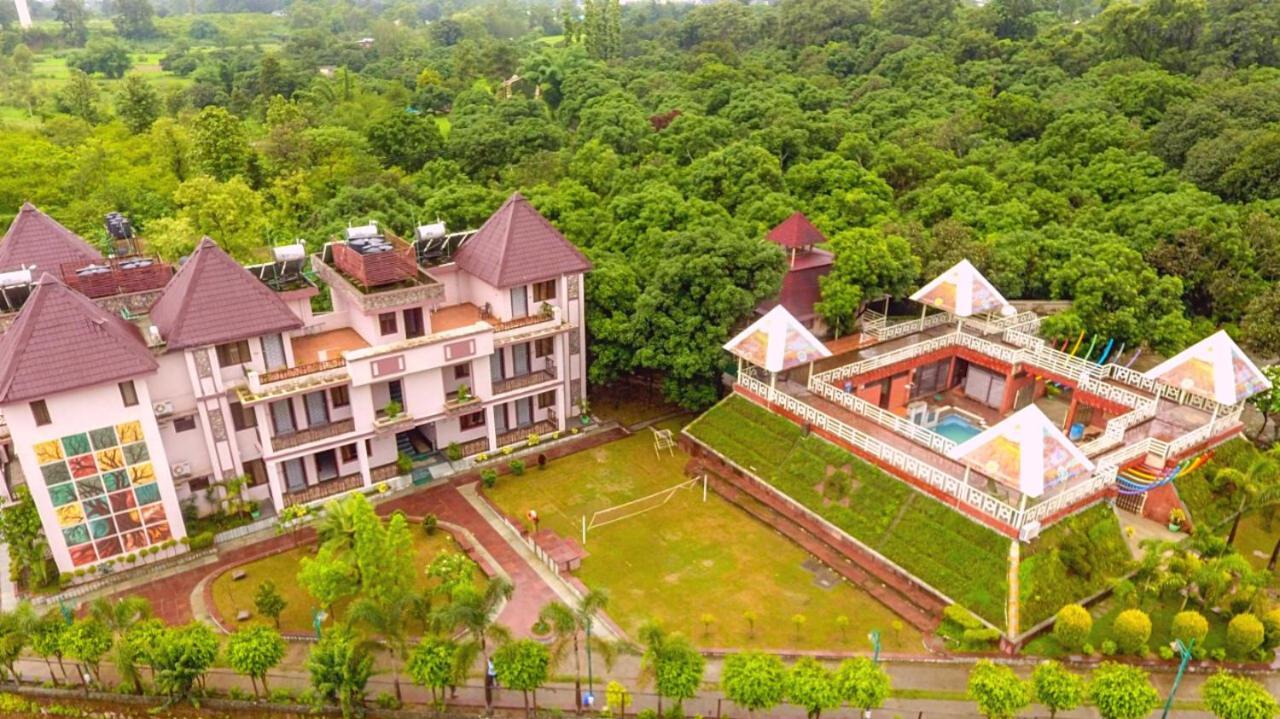 Pyramid Home Divine - A Wellness Resort 데라둔 외부 사진